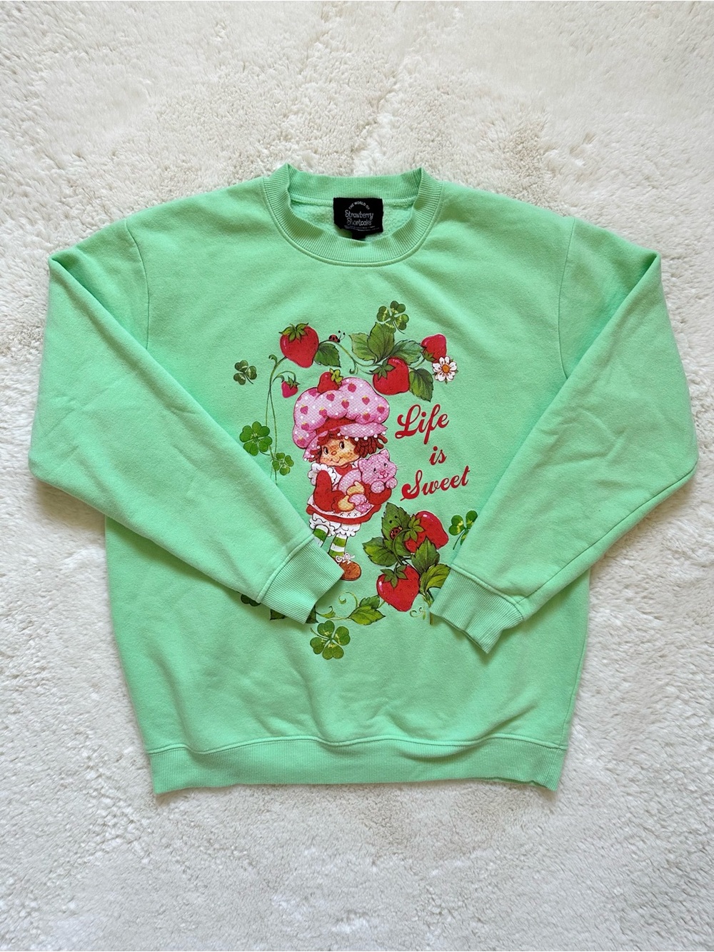 Strawberry Shortcake Women’s Graphic Sweatshirt Size M